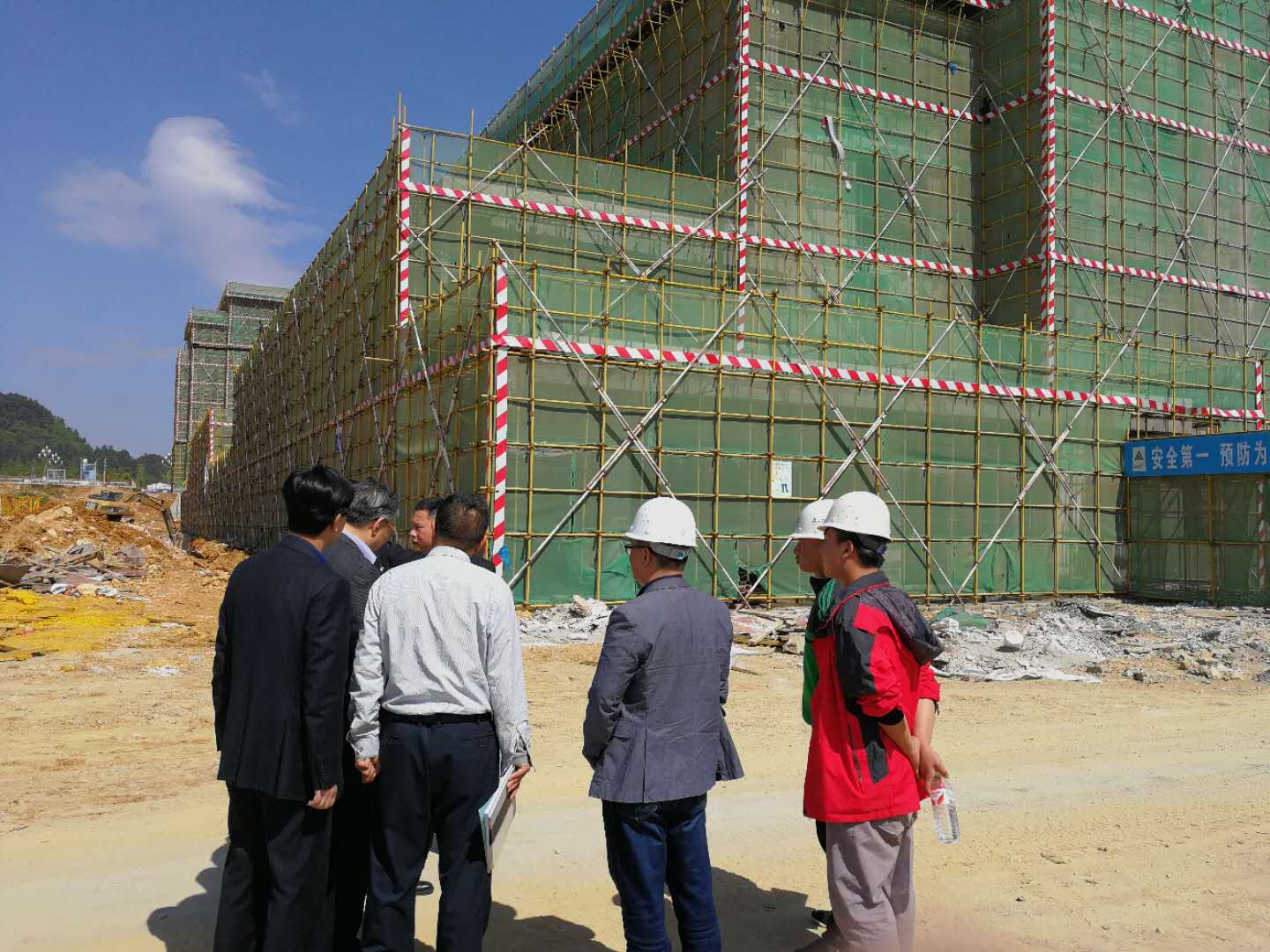 直升機組裝車(chē)間在建大樓
